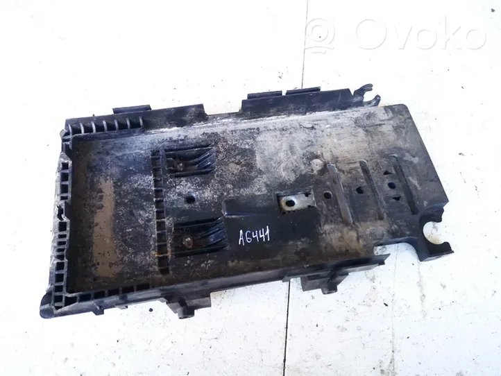 Ford Mondeo MK IV Vassoio scatola della batteria 6g9110723a