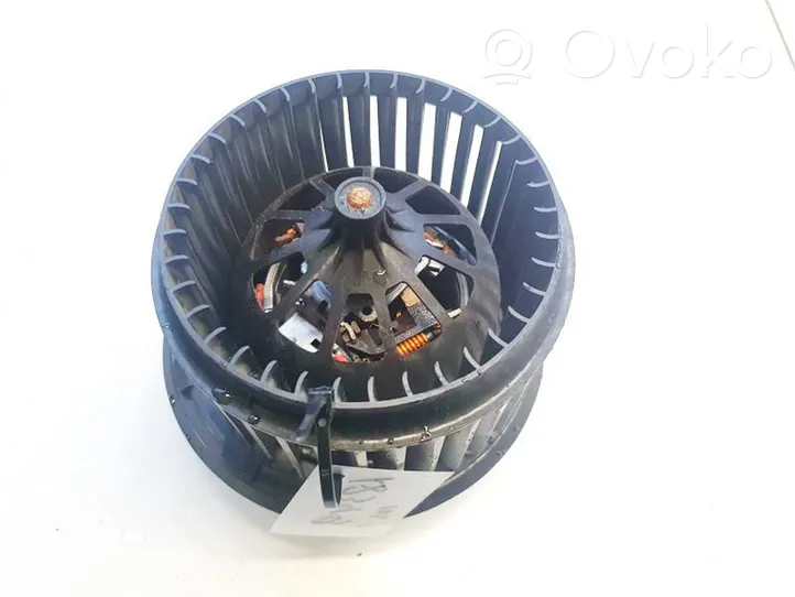 Audi Q7 4L Ventola riscaldamento/ventilatore abitacolo 17360059