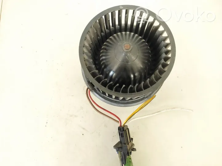 Volkswagen Golf III Heater fan/blower 1h1819021