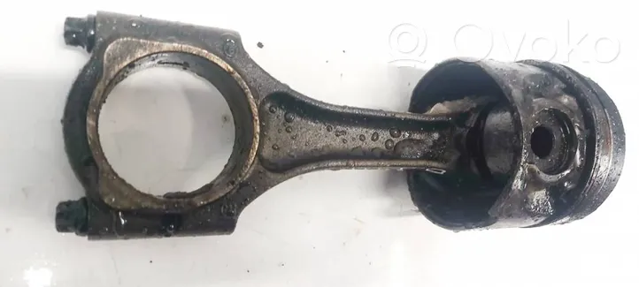 Opel Zafira A Piston with connecting rod 84L67