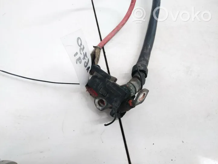 Opel Vectra B Positive cable (battery) 