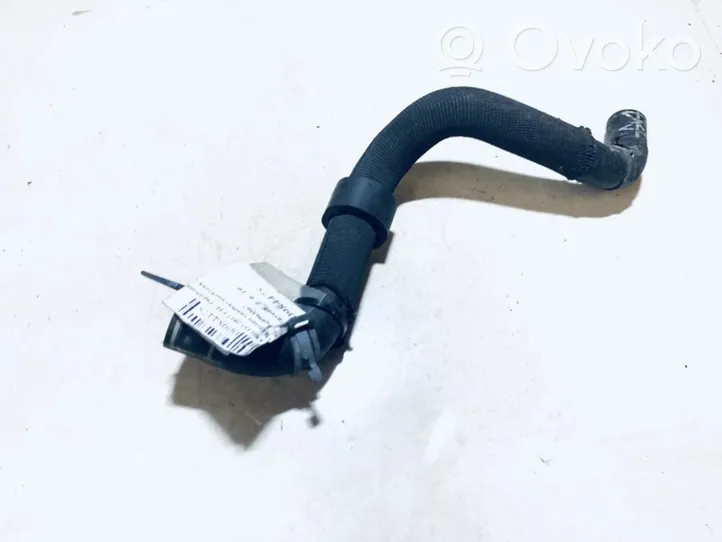 Audi Q3 8U Engine coolant pipe/hose 