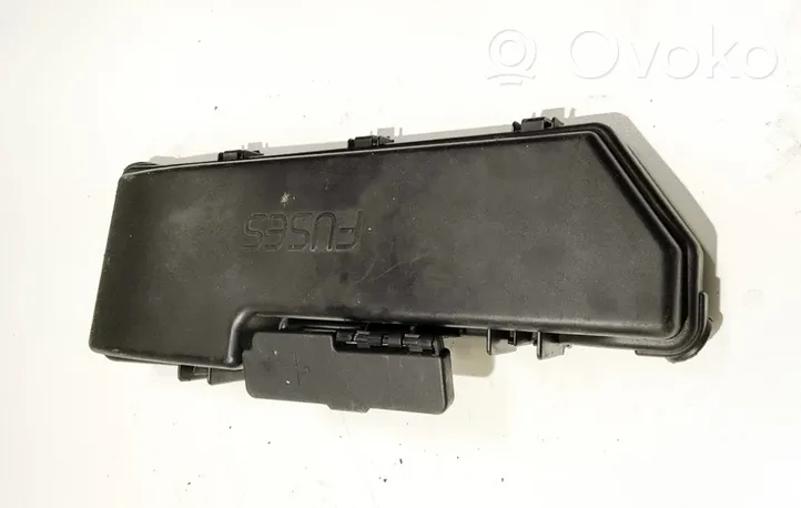 Volvo V70 Fuse box cover 9494211