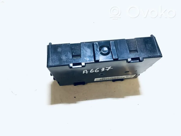 Renault Clio III Module confort 8200652284