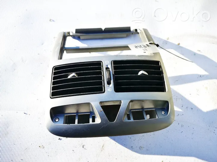 Peugeot 307 Grille d'aération centrale 9634505077