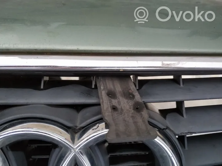 Audi A4 S4 B6 8E 8H Poignée, déverrouillage du capot moteur 