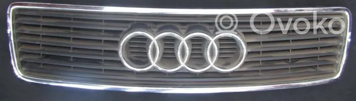 Audi 100 S4 C4 Etusäleikkö 4a0853651