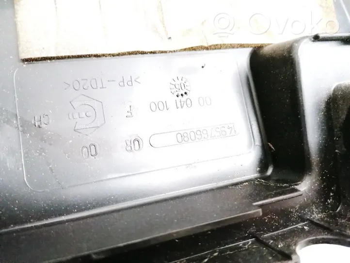 Fiat Ulysse Pokrywa skrzynki bezpieczników 1495766080