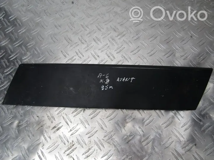 Audi A6 S6 C4 4A Altro elemento di rivestimento della portiera posteriore 