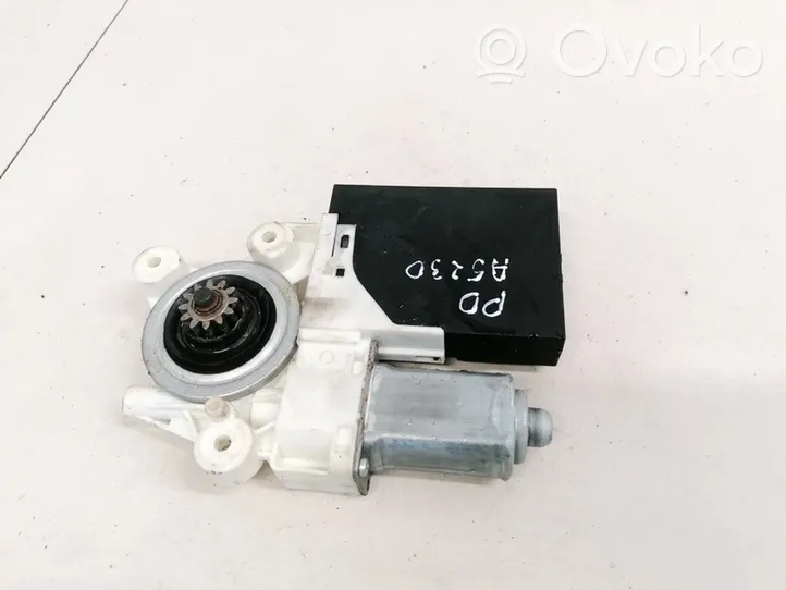 Volvo V50 Priekinis varikliukas langų pakėlėjo 30737681