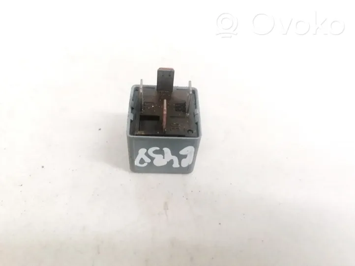 Audi A6 S6 C5 4B Other relay 8D0951253A