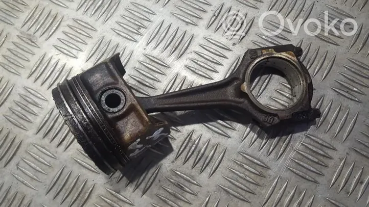 Opel Astra F Piston with connecting rod 