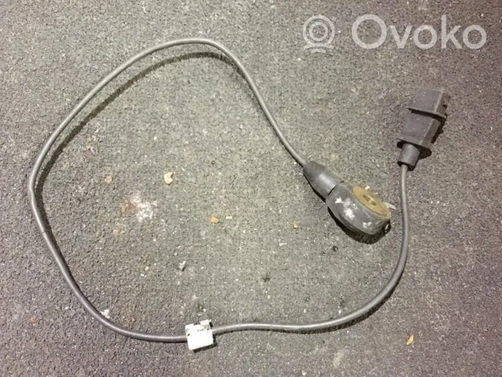 Opel Vectra B Detonation knock sensor 0261231079