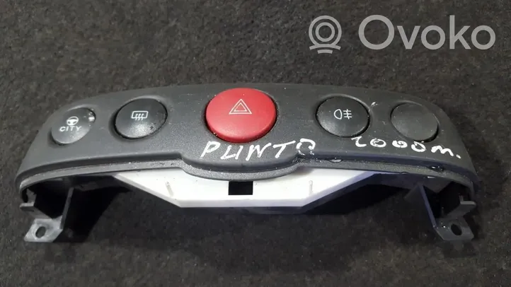 Fiat Punto (188) Hazard light switch 