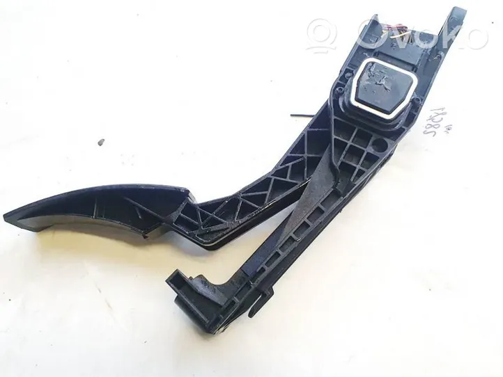 Mercedes-Benz GL X164 Pedal del acelerador a1643000004