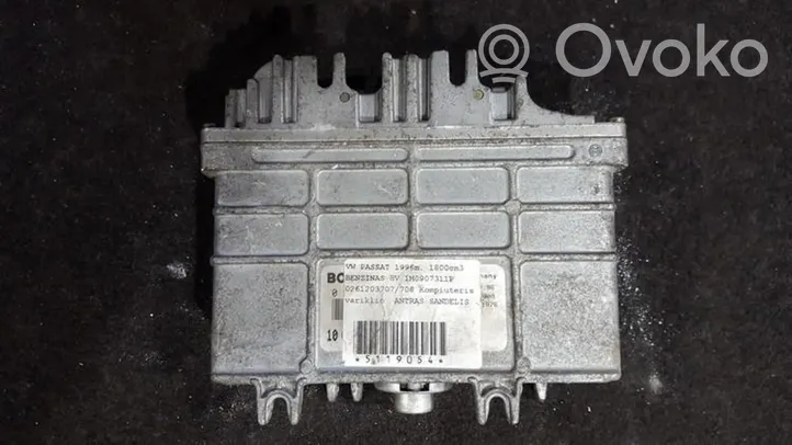 Volkswagen PASSAT B4 Calculateur moteur ECU 1H0907311P