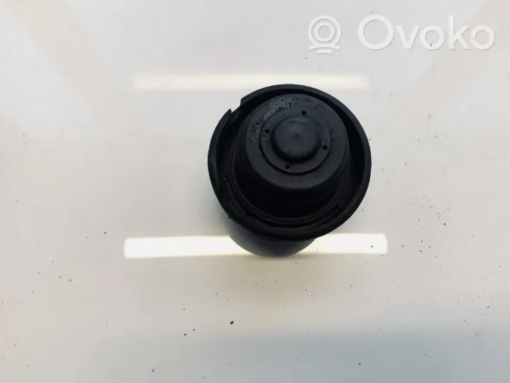 Volkswagen Golf III Tappo del serbatoio del carburante 191201553