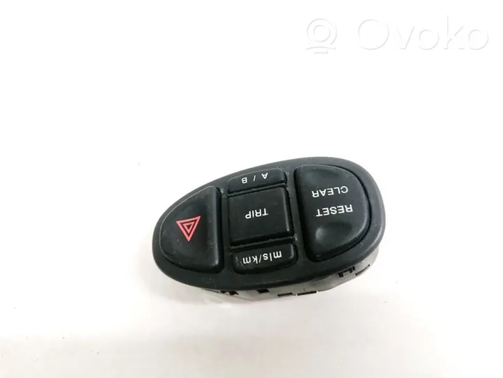 Jaguar S-Type Hazard light switch 