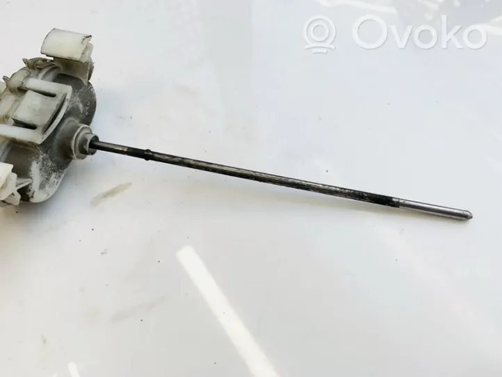 Audi A4 S4 B5 8D Motor de bloqueo de puertas 8d0862153