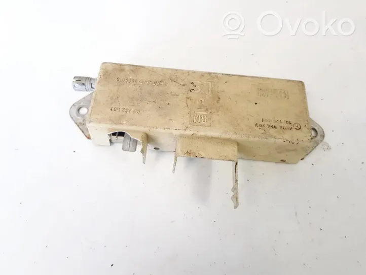 Opel Vectra B Moduł / Sterownik anteny 921720001