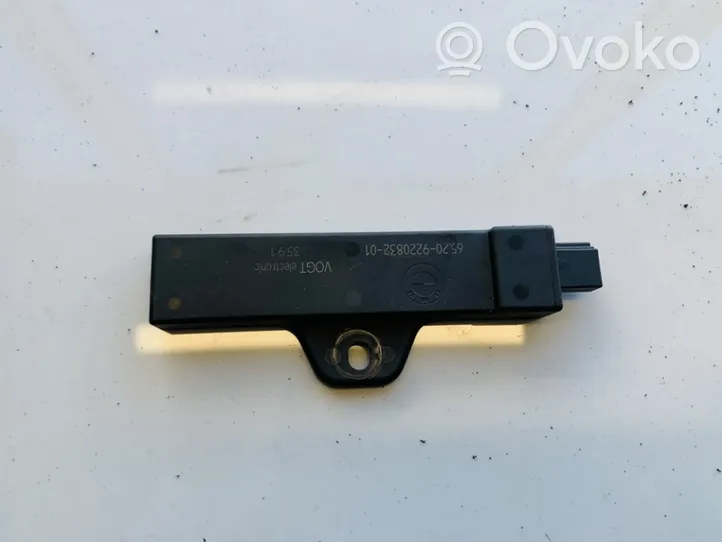 BMW 1 F20 F21 Antenos valdymo blokas 6520922083202