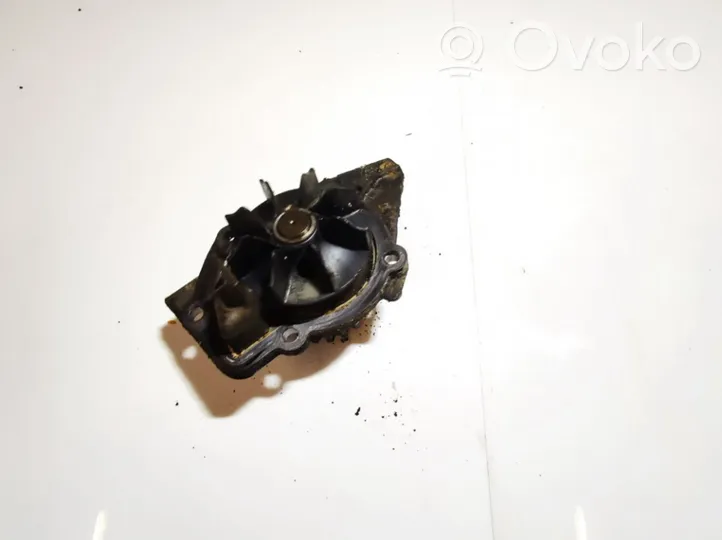 Citroen C5 Pompe de circulation d'eau 9630772610