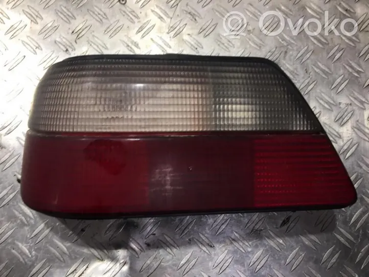 Peugeot 605 Lampa tylna 