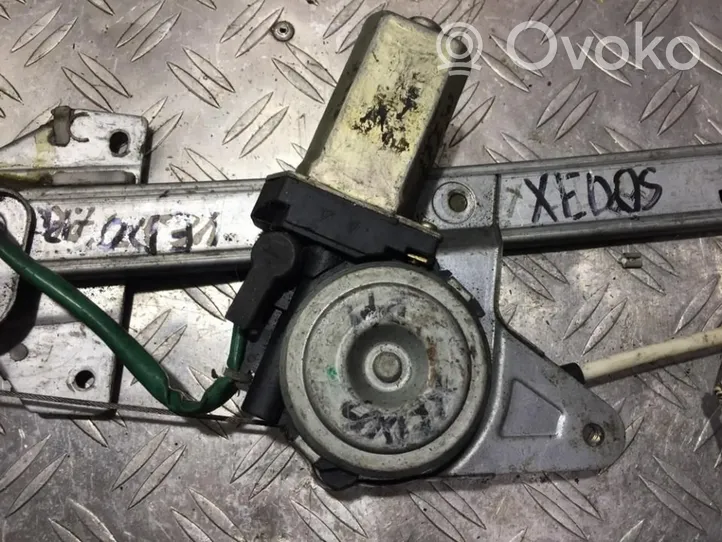 Mazda Xedos 6 Moteur de lève-vitre de porte avant 