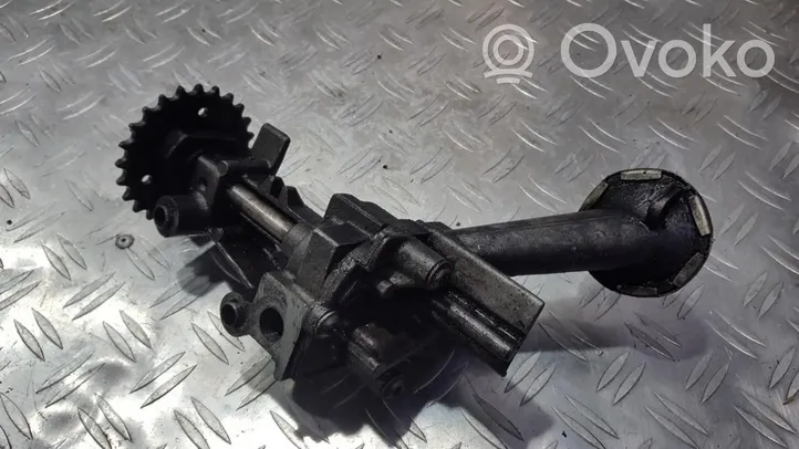 Renault Scenic I Oil pump 7700600251