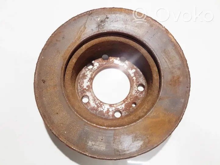 Mercedes-Benz Sprinter W901 W902 W903 W904 Disque de frein avant ventiliuojamas