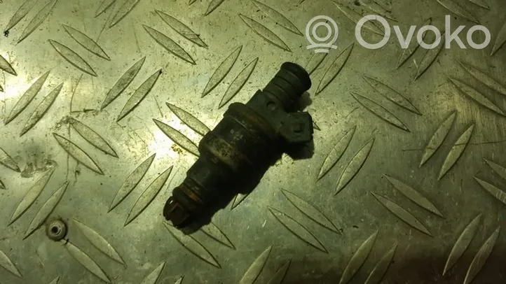 BMW 5 E34 Injecteur de carburant 0280155712