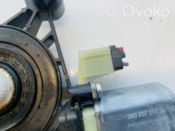 Audi A3 S3 8V Moteur de lève-vitre de porte avant 5q0959802