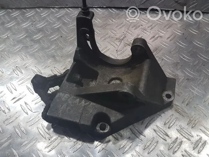 Renault Megane I Support, suspension du moteur 7700271173