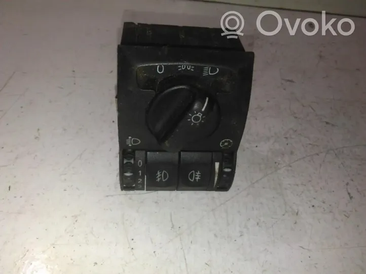 Opel Omega B1 Light switch 90460591