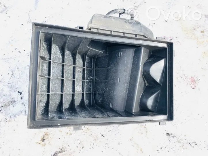 Audi A6 S6 C4 4A Air filter box 4a0129607j