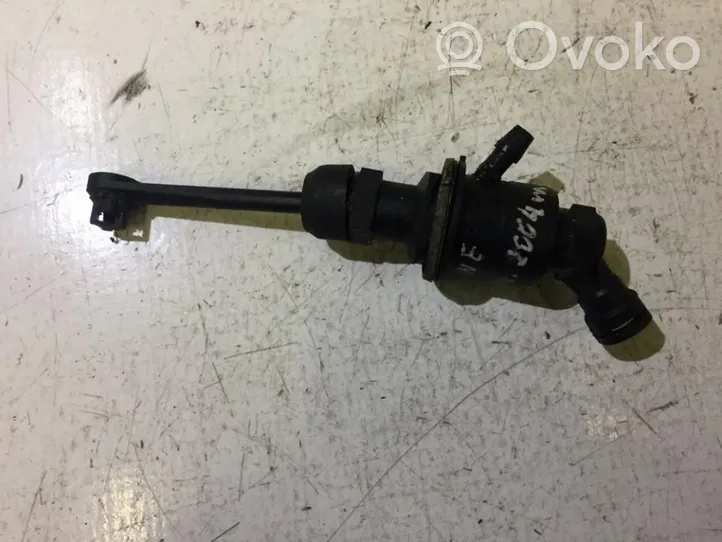 Renault Megane II Główny cylinder sprzęgła 8200151785k