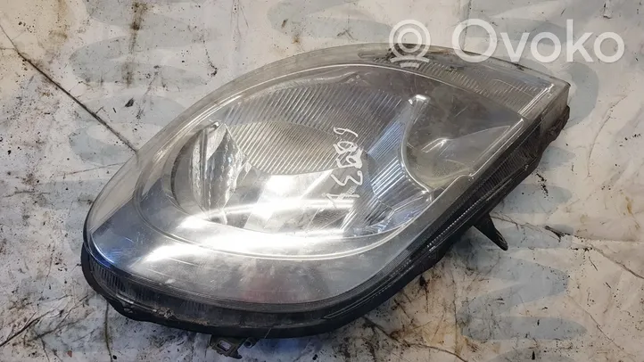 Opel Vivaro Headlight/headlamp 8200701363