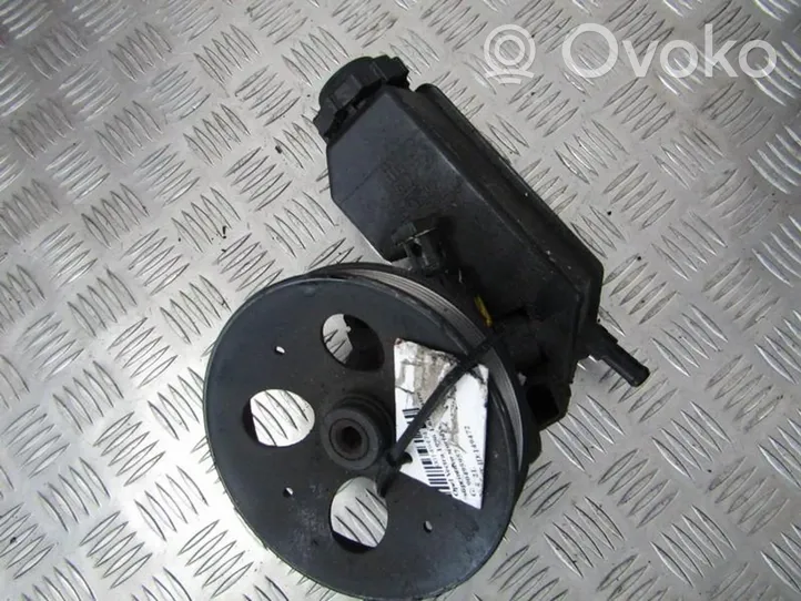 Opel Vectra B Power steering pump 90495957