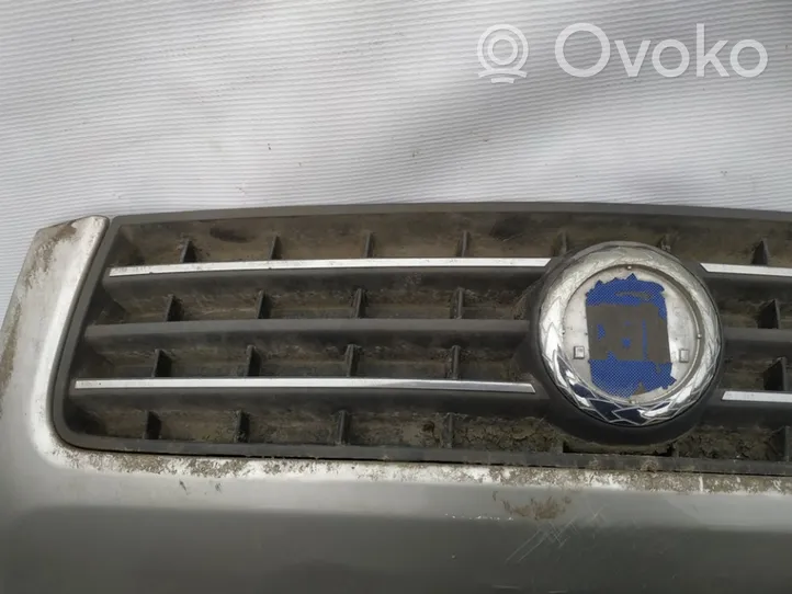 Fiat Punto (188) Atrapa chłodnicy / Grill 