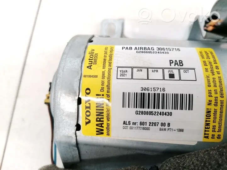 Volvo V50 Airbag del passeggero 30615716