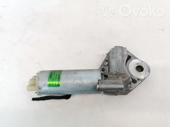 Volvo V70 Moteur de réglage de siège 013002530