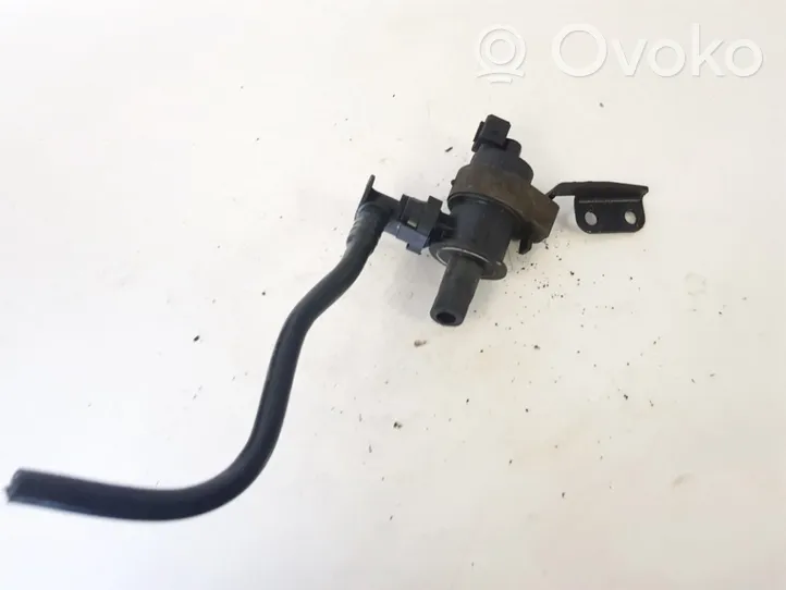 Opel Zafira B Solenoidinis vožtuvas 13110331