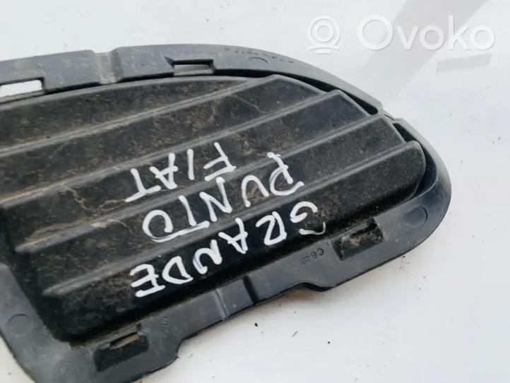 Fiat Grande Punto Kratka dolna zderzaka przedniego 735410808