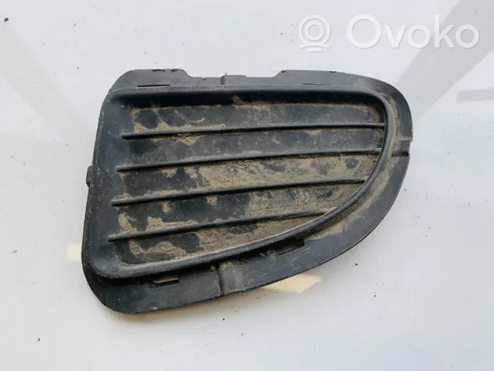 Fiat Grande Punto Kratka dolna zderzaka przedniego 735410808