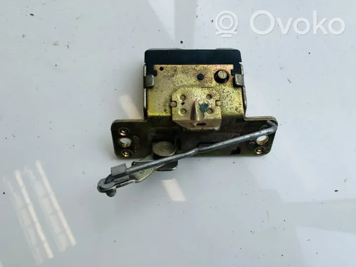 Opel Corsa B Blocco/chiusura/serratura del portellone posteriore/bagagliaio 09114097