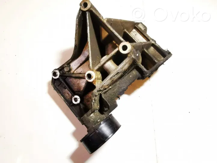 Citroen C8 Engine mounting bracket 9643834880