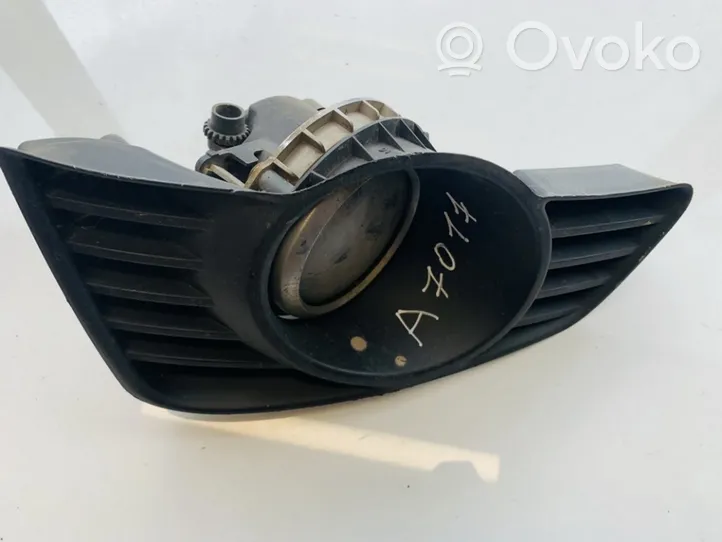 Opel Tigra B Nebelscheinwerfer vorne 93162188