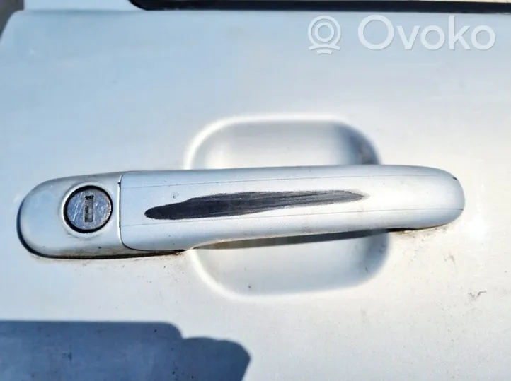 Volkswagen Polo III 6N 6N2 6NF Front door exterior handle 