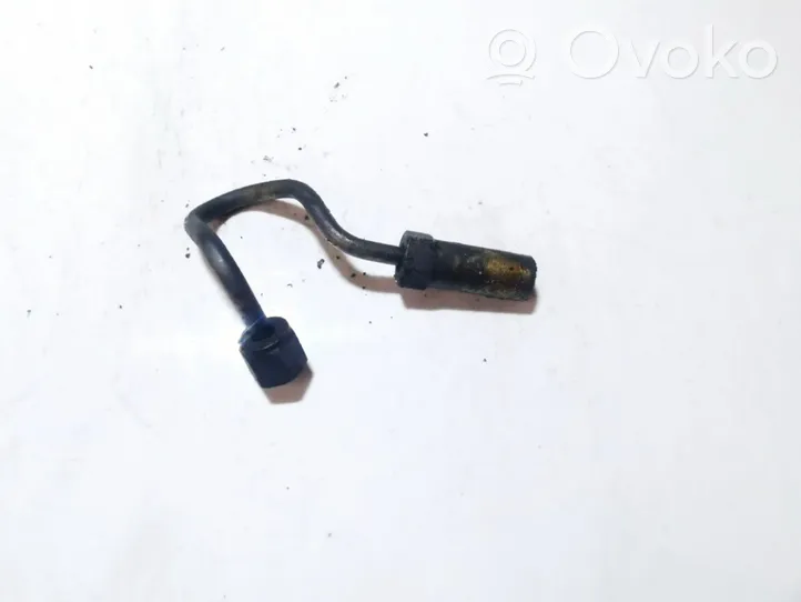 Nissan X-Trail T30 Tuyau d'alimentation conduite de carburant 