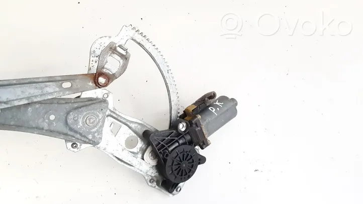 Mercedes-Benz E W210 Motorino alzacristalli della portiera anteriore 0130821670